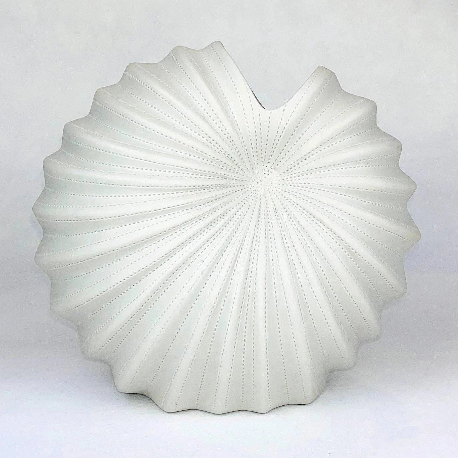 Spiral Vase - Chalk Etch - Clayfire Gallery